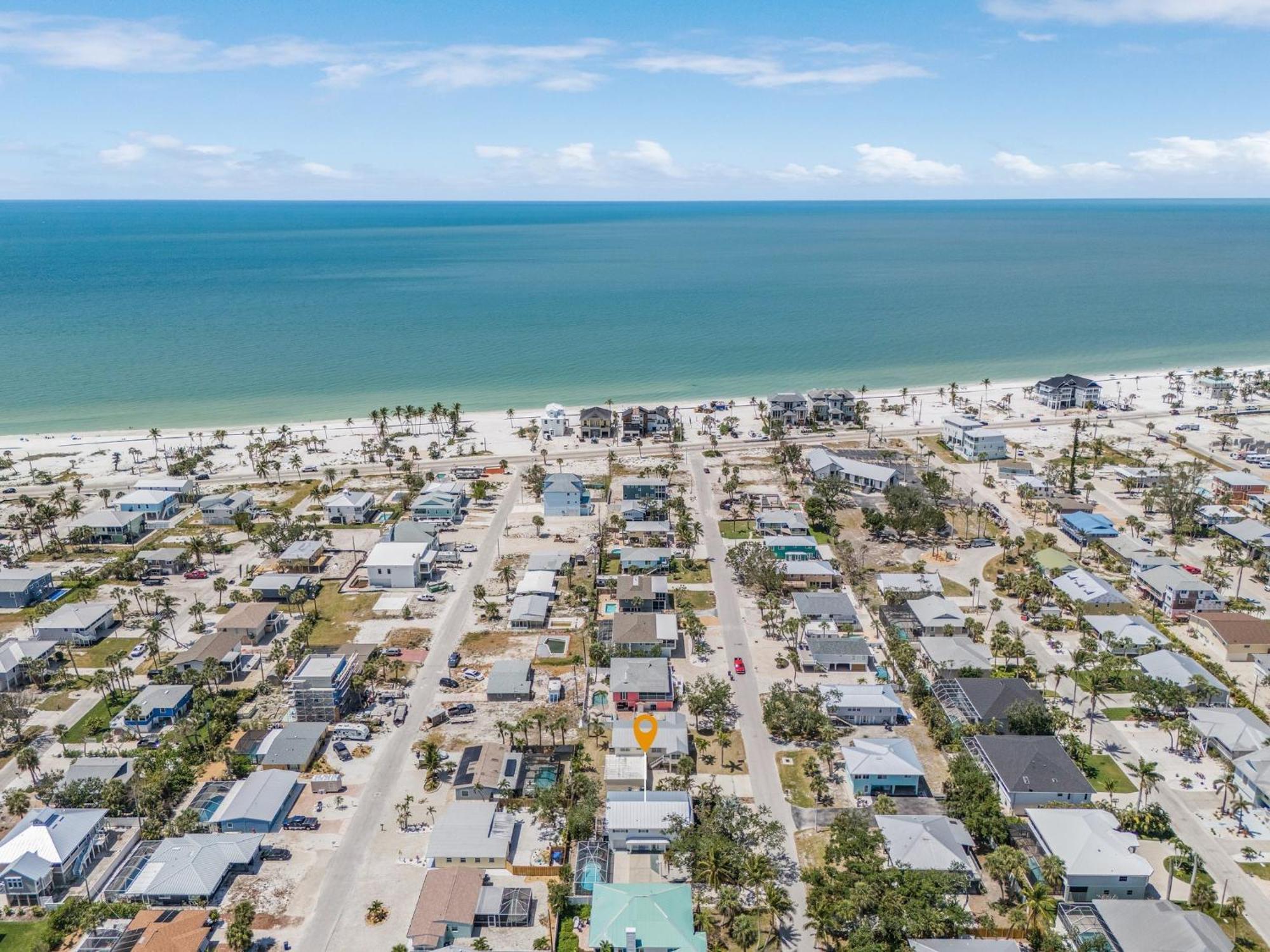140 Barefoot Bungalow: 4Br/2Ba W/ Heated Pool! Fort Myers Beach Eksteriør bilde