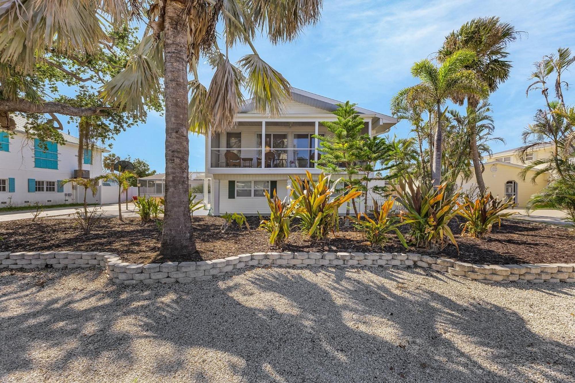 140 Barefoot Bungalow: 4Br/2Ba W/ Heated Pool! Fort Myers Beach Eksteriør bilde